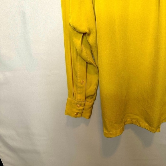 Vince Blouse 100% Silk Chartreuse Color Popover Henley Long Sleeve Oversized M - Picture 6 of 10